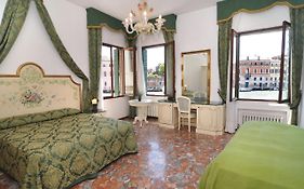 Smeraldo Apartment Grand Canal 1566C